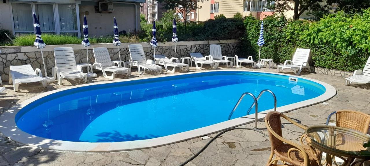 Семеен Хотел Атива - Family Hotel Ativa لوزينيتس المظهر الخارجي الصورة